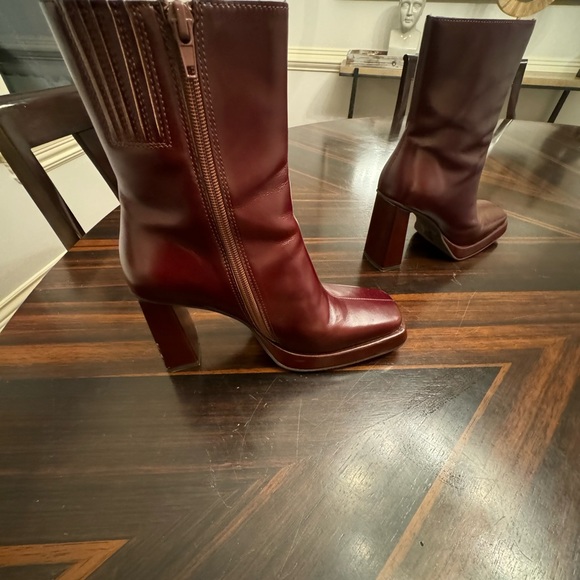 SOLD - Picture 1 of 5